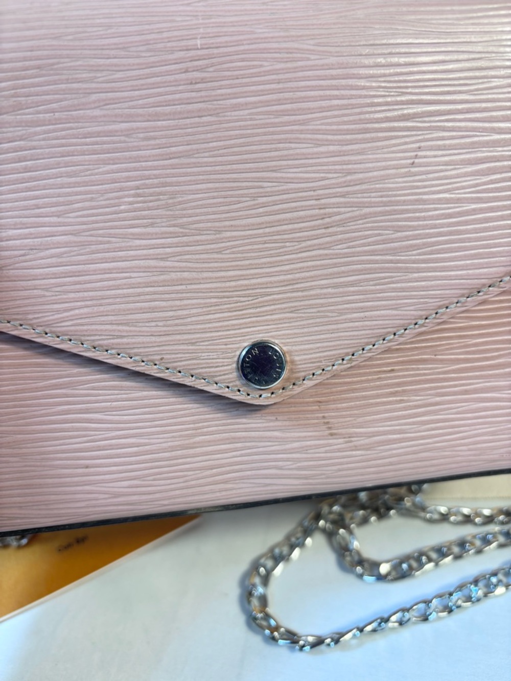 Louis Vuitton Rose Felicie Pochette Sold - Picture 2 of 14